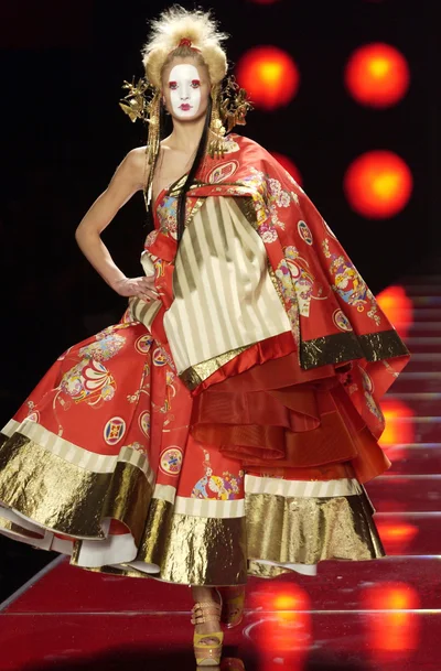 Look 12
